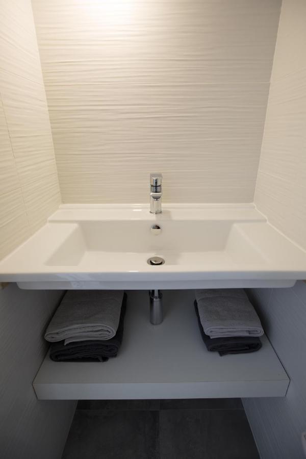 L'Aubertine - Appartement Hypercentre Avec Terrasse Бон Экстерьер фото